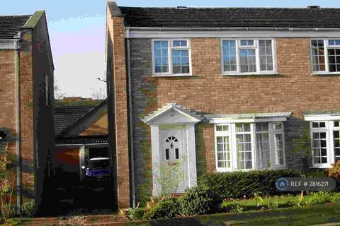 undefined, Lynwood, Guildford, GU2