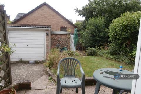 undefined, Lynwood, Guildford, GU2