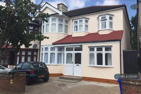 undefined, Fowey Avenue, Ilford, IG4