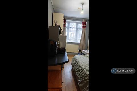 undefined, Fowey Avenue, Ilford, IG4