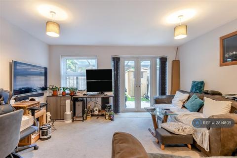 undefined, Papermakers Court, Maidstone, ME15