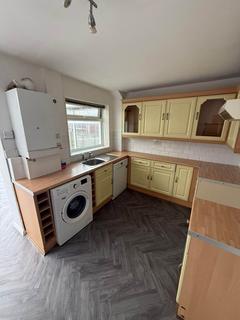3 bedroom terraced house to rent, High Street, Houghton Le Spring DH5