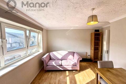 undefined, Lonsdale Avenue, East Ham, E6 3PR