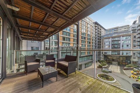2 bedroom apartment to rent, Horace Building, 364 Queenstown Road, London, SW11