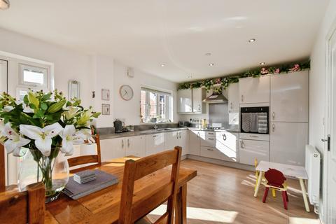3 bedroom detached house for sale, Beech Avenue, Bargoed, CF81