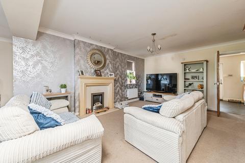 4 bedroom semi-detached house for sale, Fisher Way, Heckmondwike, WF16
