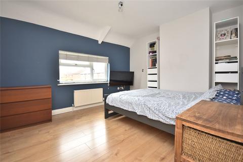 3 bedroom end of terrace house for sale, Neville Terrace, Leeds, West Yorkshire