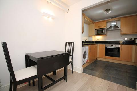 2 bedroom apartment to rent, Lowry House, Cassilis Road, Canary Wharf E14