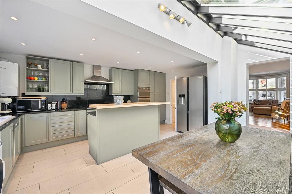 Kitchen/Dining