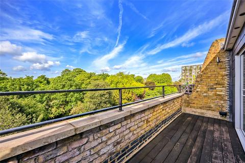 2 bedroom apartment for sale, Fulham Palace Road, London, SW6