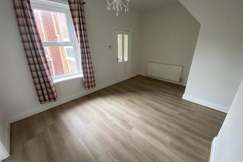 2 bedroom ground floor flat for sale, Hyde Park Street, Gateshead