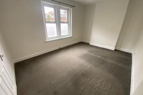 2 bedroom ground floor flat for sale, Hyde Park Street, Gateshead