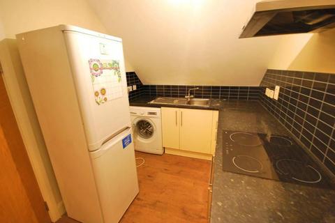 2 bedroom flat to rent, 100A EALING ROAD