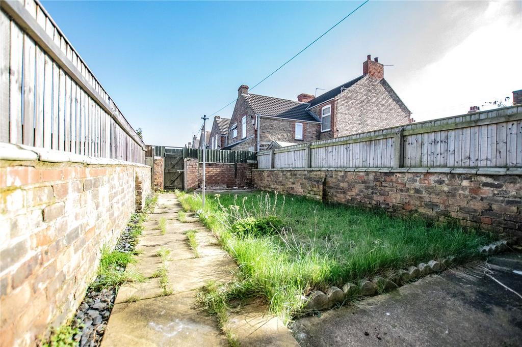 Rear Garden (1)