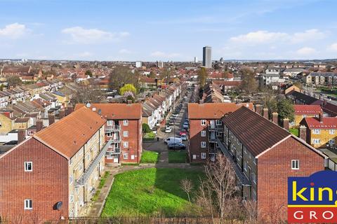 1 bedroom flat for sale, Barrowfield Close, Edmonton, N9