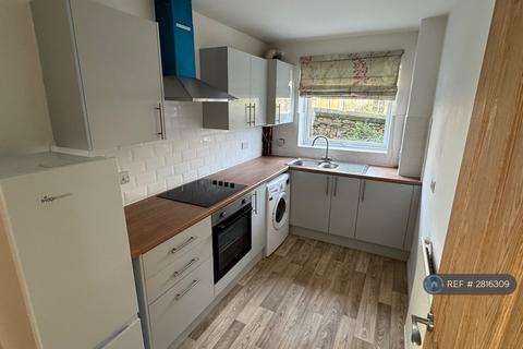 2 bedroom flat to rent, Clarkegrove Road, Sheffield, S10