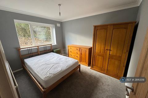 2 bedroom flat to rent, Clarkegrove Road, Sheffield, S10