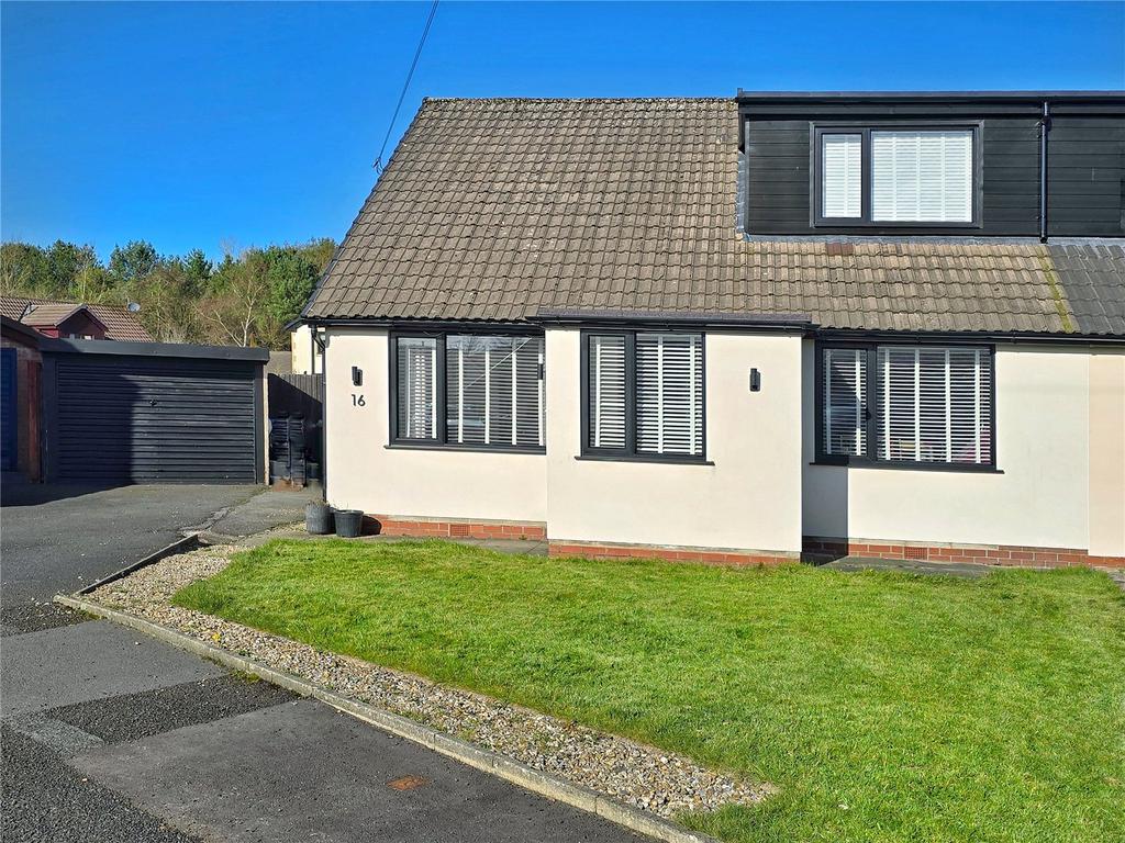Front Garden/ Garage