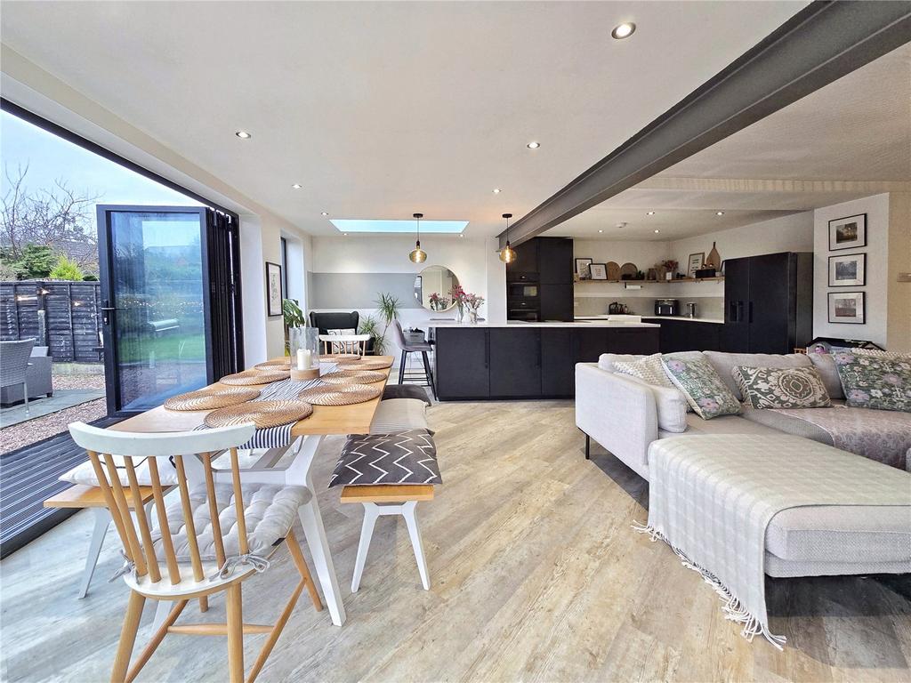 Open Lounge/ Dining