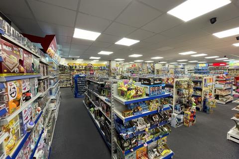 Retail property (high street) for sale, 66-68 Sheep St Bicester OX26 6JW
