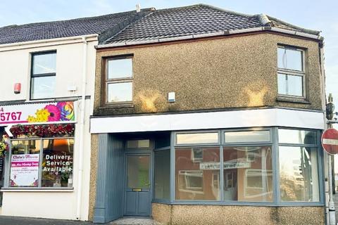 Retail property (high street) to rent, 36 Thomas St Llanelli SA15 3JA