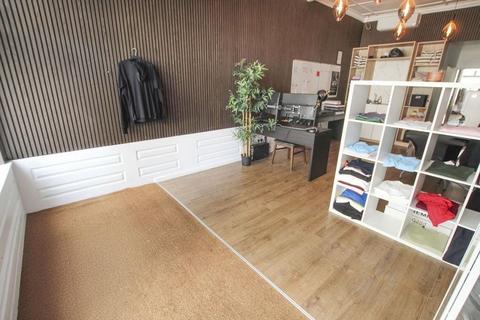 Retail property (high street) to rent, 4 William St Herne Bay CT6 5EJ
