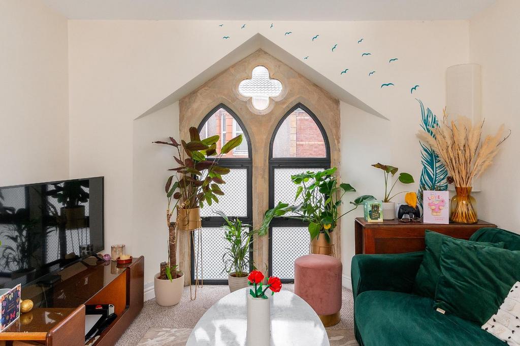 0 W3 PWH - Living Room C.jpg