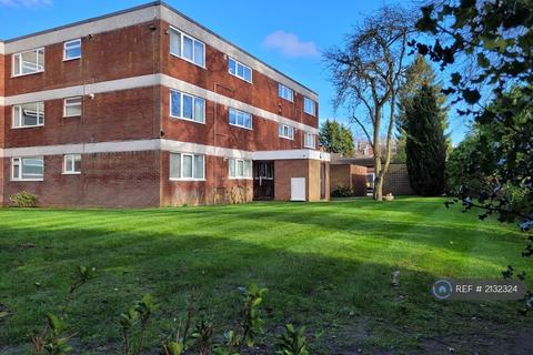2 bedroom flat to rent, Crofters Court, Birmingham, B15
