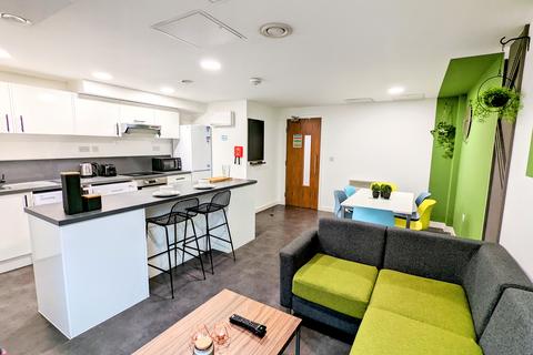 1 bedroom flat to rent, Five Ways B15