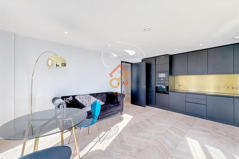 2 bedroom flat to rent, The Waterman, 5 Tidemill Square, London SE10