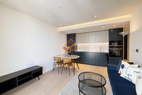 2 bedroom flat to rent, Harcourt Tower, 67 Marsh Wall, London E14