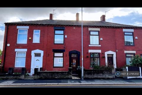 2 bedroom terraced house to rent, Ashton Road West, Manchester, M35