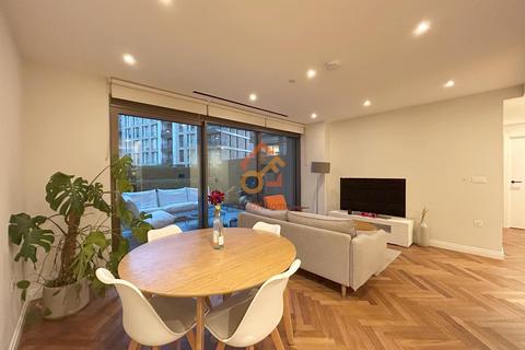 2 bedroom flat to rent, Hampton House, 2 Michael Road, London SW6