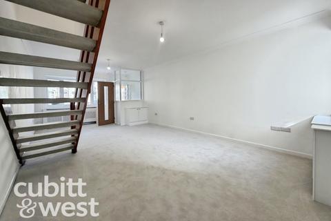 3 bedroom terraced house to rent, AVAILABLE WITH NO DEPOSIT Eastfield Road Southsea PO4