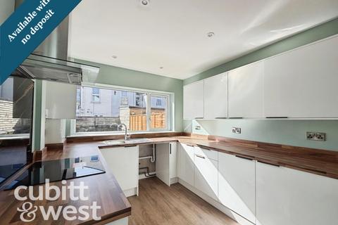 3 bedroom terraced house to rent, AVAILABLE WITH NO DEPOSIT Eastfield Road Southsea PO4