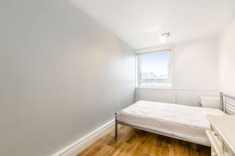 2 bedroom flat to rent, Bowsprit Point, Canary Wharf, London, E14