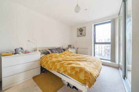 undefined, Kingfisher Heights, Royal Docks, London, E16
