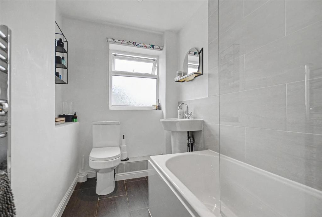 Bathroom.jpeg