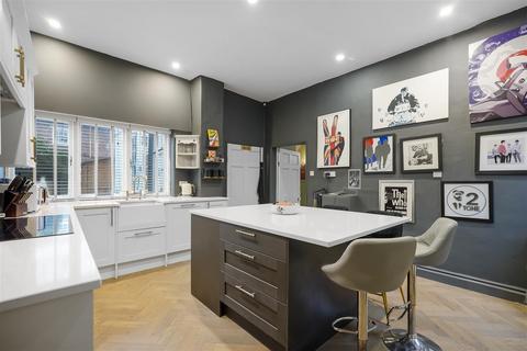 3 bedroom semi-detached house for sale, Harewood Hill, Darlington