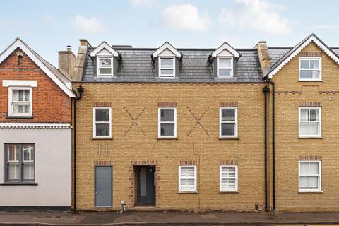 2 bedroom flat for sale, Walton Road, East Molesey, KT8