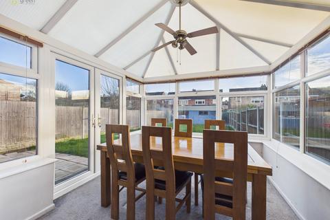 4 bedroom semi-detached house for sale, Reindeer Road, Fazeley, Tamworth, B78