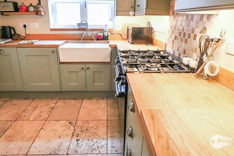 3 bedroom townhouse for sale, Wellington Close, Burbage