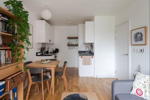 1 bedroom flat for sale, Willingham Terrace, London, NW5