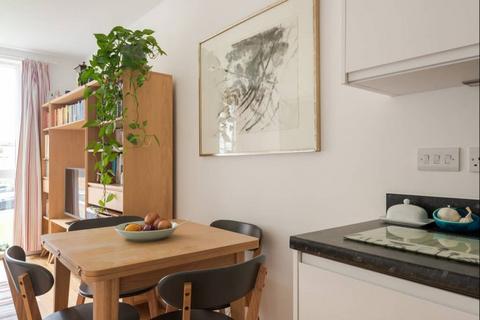 1 bedroom flat for sale, Willingham Terrace, London, NW5