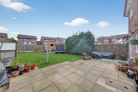 3 bedroom detached house for sale, Thorn Close, Kettering NN16