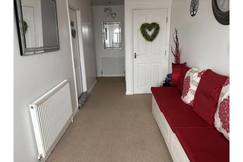 undefined, Thackley, Thackley BD10