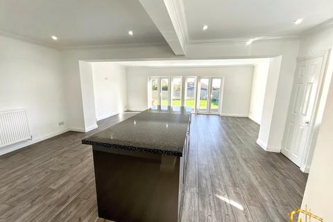 3 bedroom detached bungalow for sale, Harley Shute Road, St Leonards-on-Sea, TN38