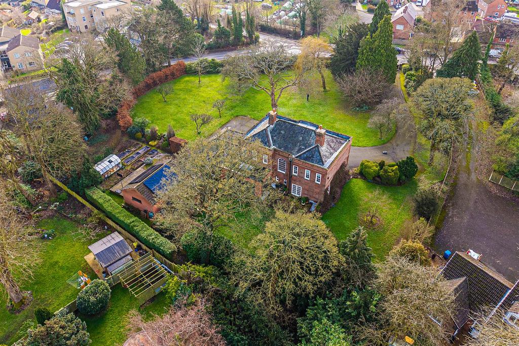 Aerial from rear
