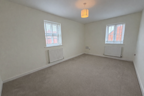 2 bedroom maisonette to rent, Pryor Road, Kettering NN15