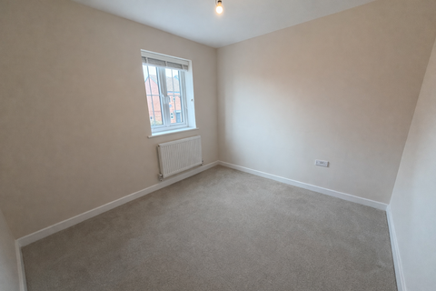 2 bedroom maisonette to rent, Pryor Road, Kettering NN15